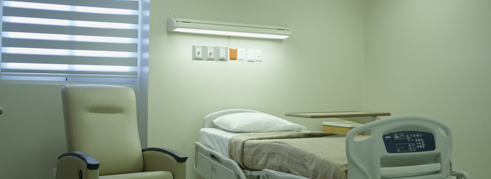 Habitación semi-suite del Hospital HEMMI